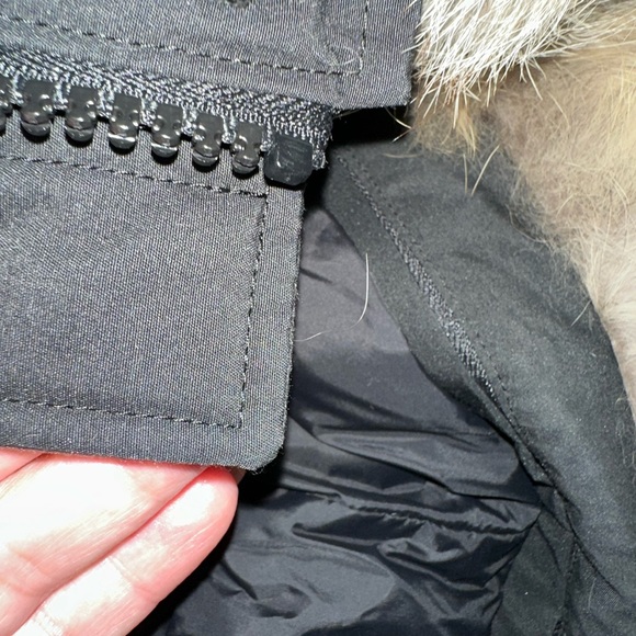 Canada Goose Men’s , Langford Parka Arctic Program - Picture 11 of 16